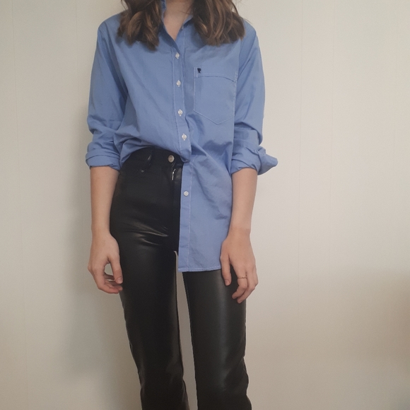 Aritzia Tops - Aritzia blue boyfriend button down